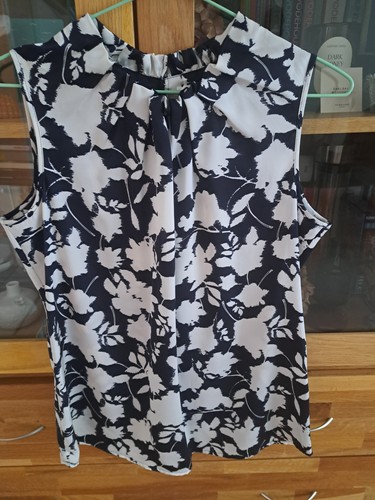 ärmellose bluse von comma - Ärmellose,
